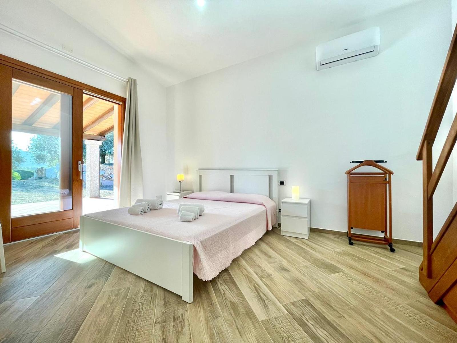 Cronta Apartments Bari Sardo Exterior photo